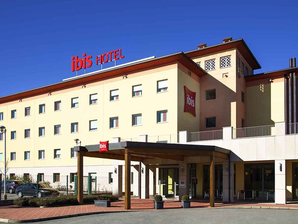 ibis como