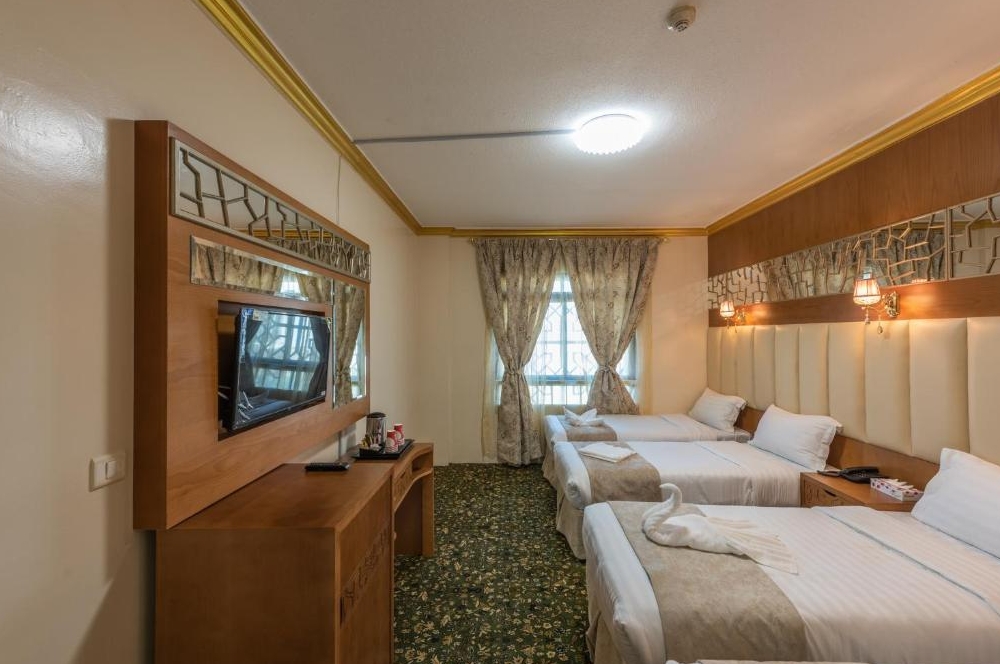 Quad Room