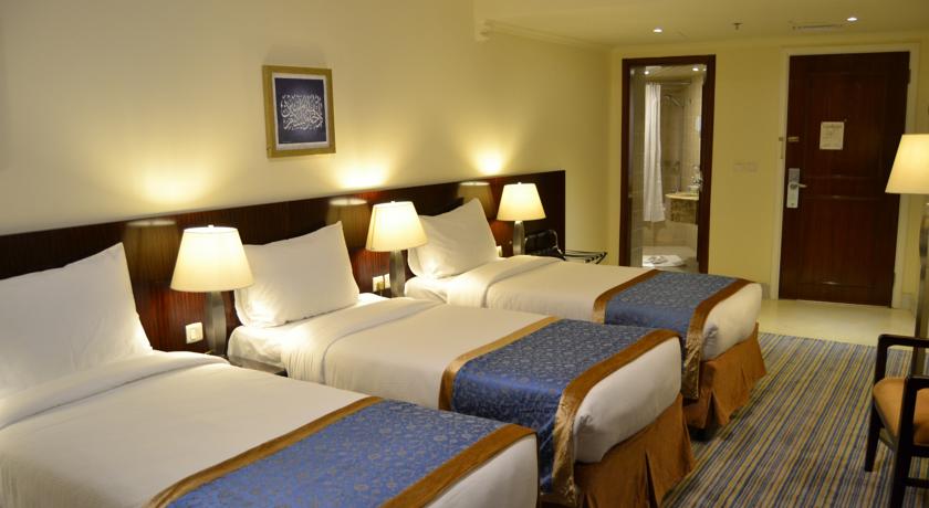 Quad Room